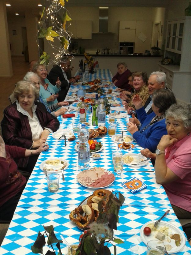 Oktoberfest Deutschkurs Avantis Tagespflege